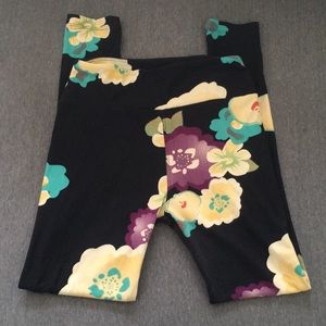 Floral Lularoe leggings