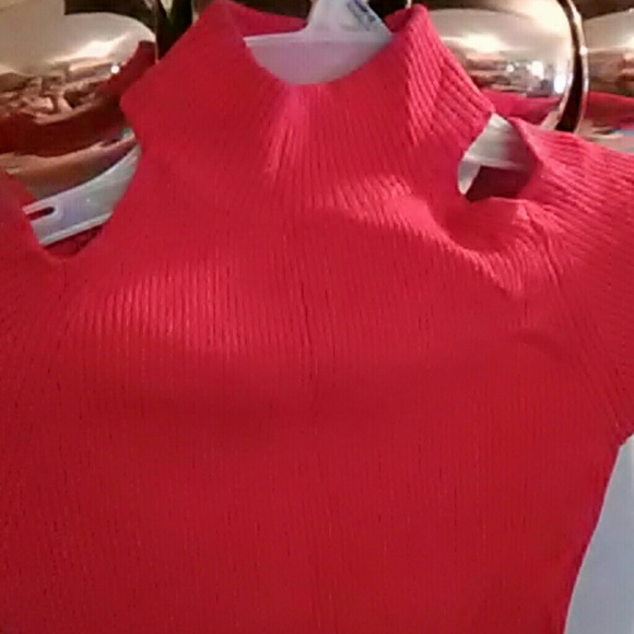 Sweater - Picture 2 of 4