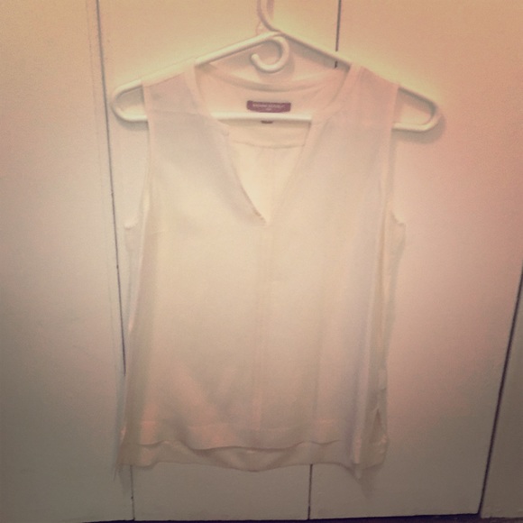 *SOLD* Silk Banana Republic Blouse - Picture 1 of 2