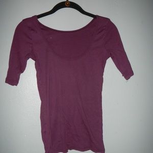 Plum scoop neck 3/4 sleeve tshirt