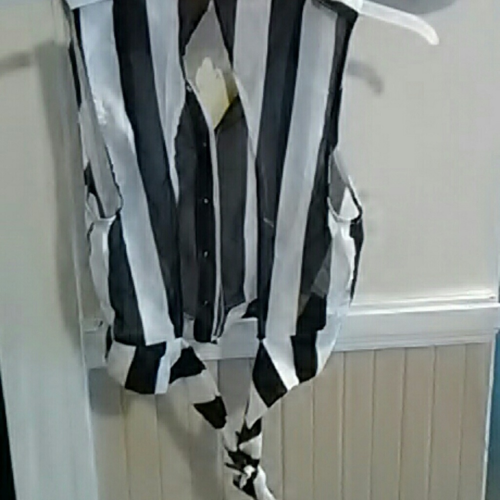 Blouse - Picture 4 of 5