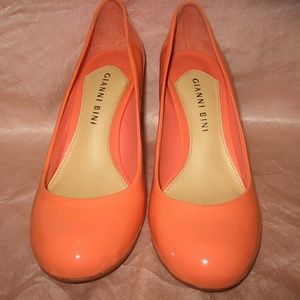 Gianni Bini Peachy Orange Heels BRAND NEW