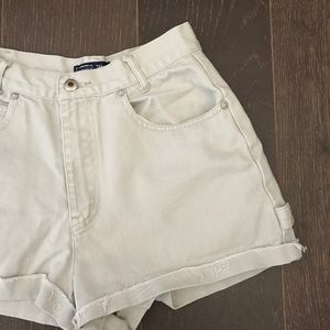 Vintage khaki shorts