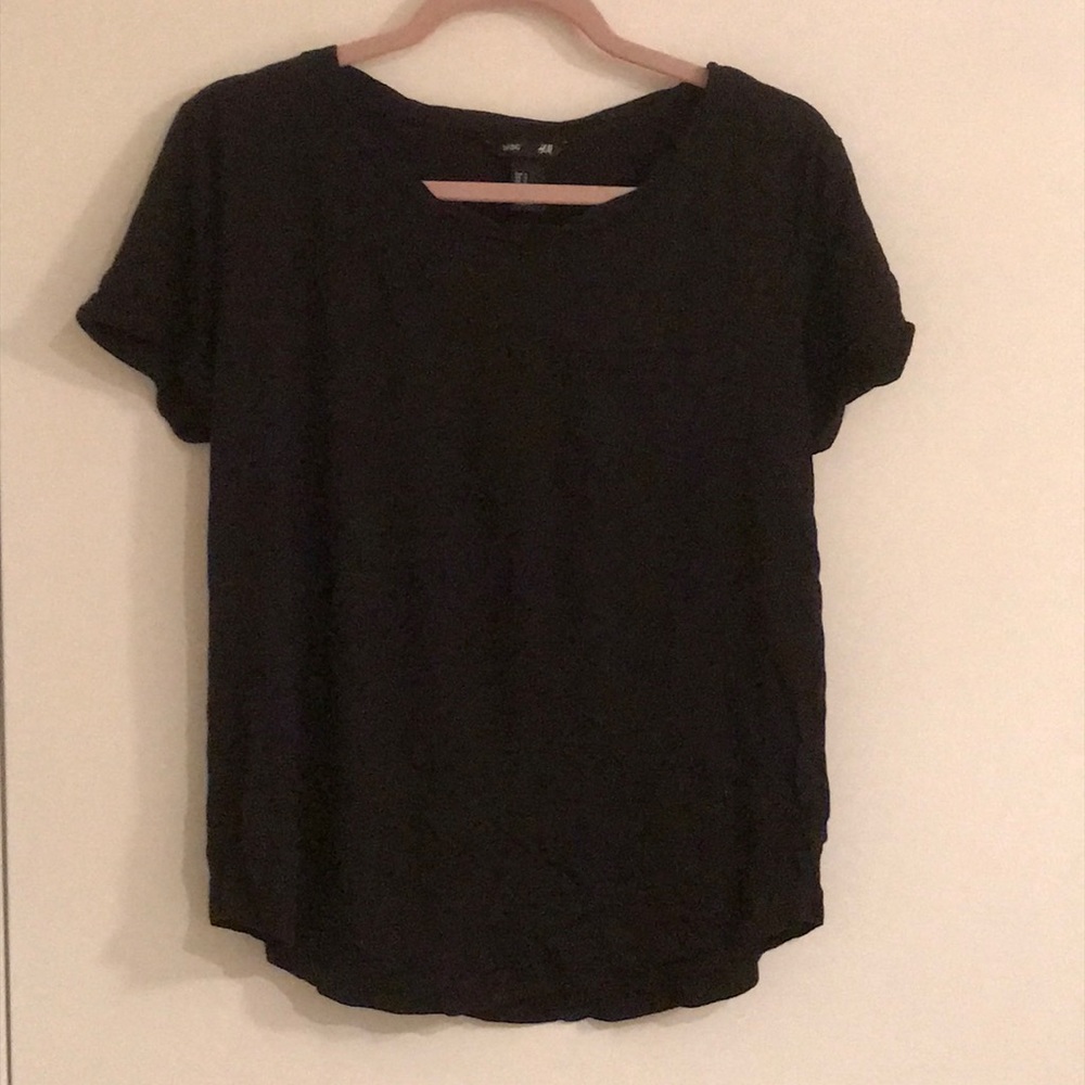 Black tee
