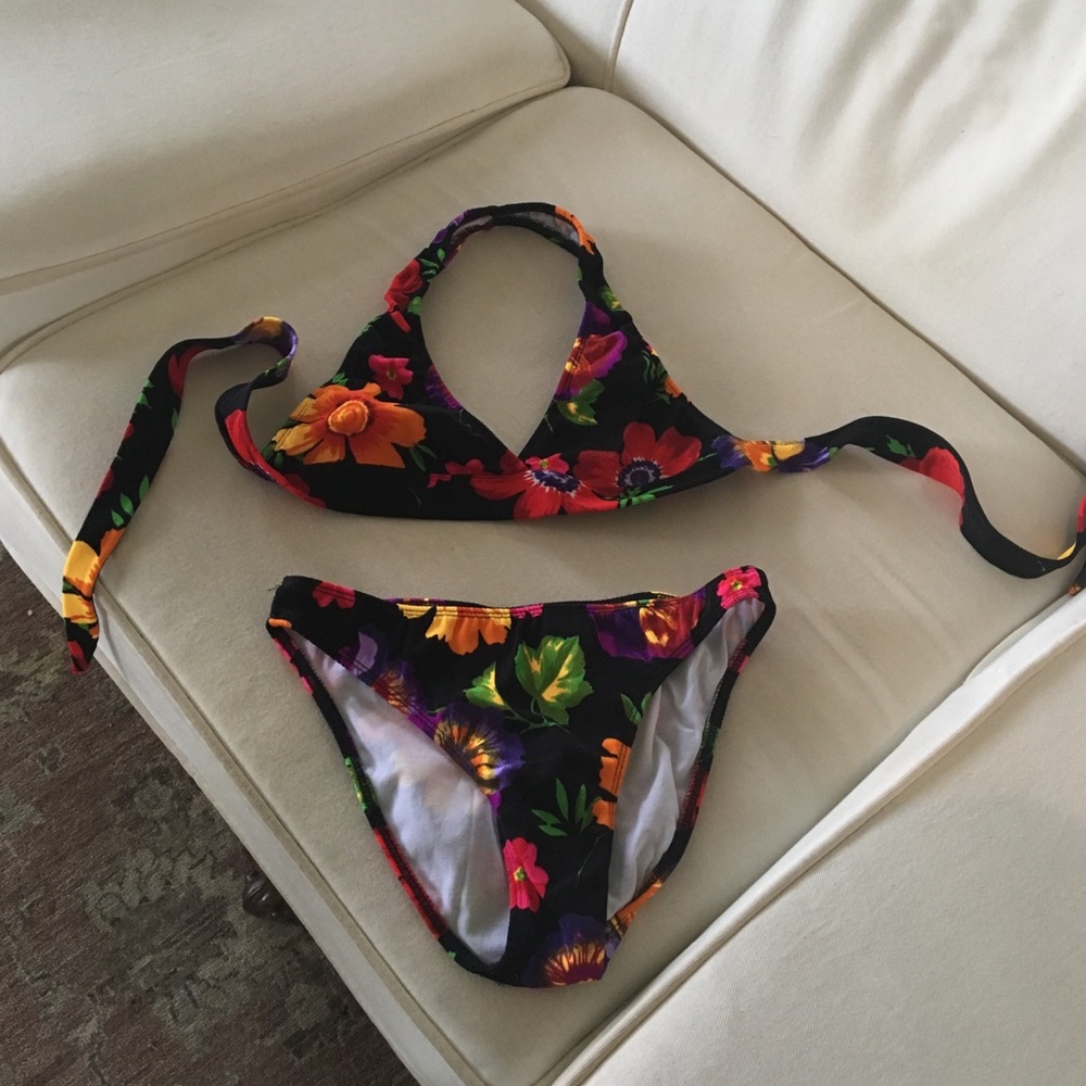 NWOT bikini bathing suit