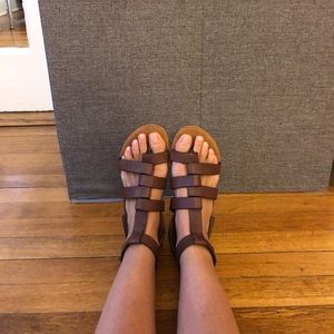 Joe’s jeans gladiator brown sandals