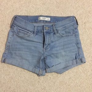 Abercrombie midi shorts
