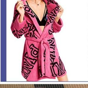 NWT Victoria's Secret PINK Plush Robe
