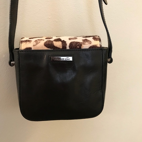Animal print crossbody bag - Picture 4 of 8