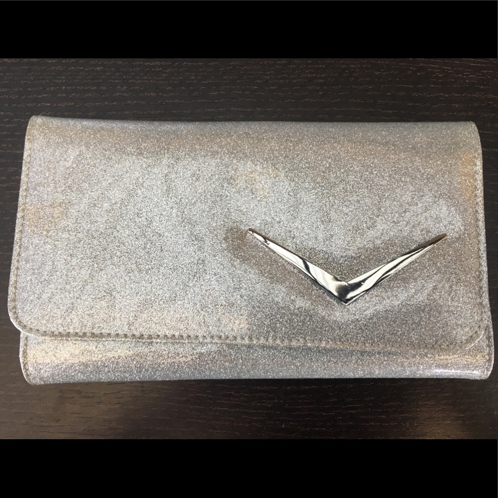 Lux de Ville Getaway Silver Sparkle Vinyl Wallet