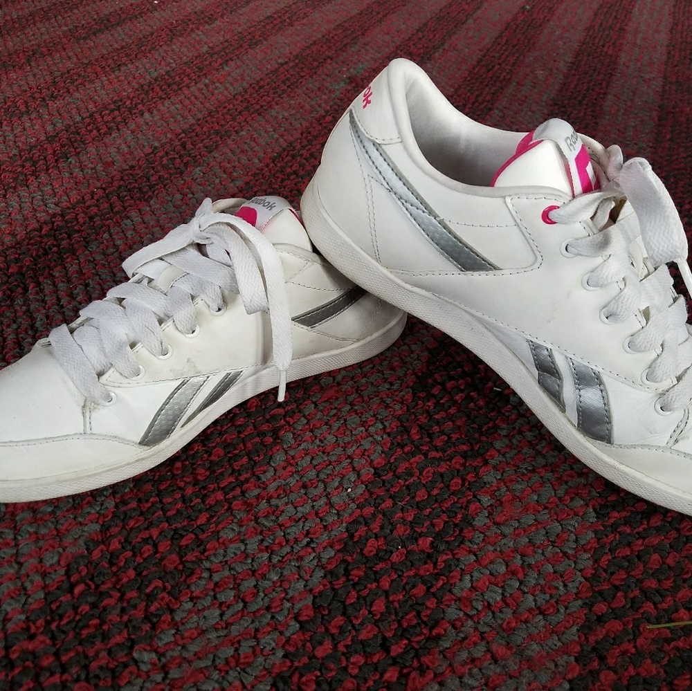 Casual Reebok Ladies Shoes 7.5