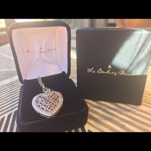 DANBURY MINT DAUGHTER PENDANT GREAT FOR VDAY