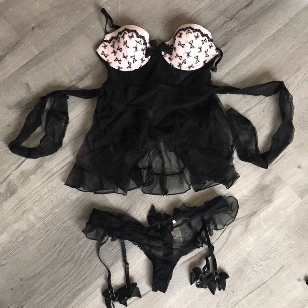 Victoria's Secret sexy 2 piece