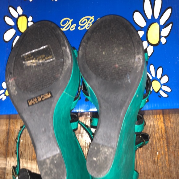 Wedges - Picture 3 of 3