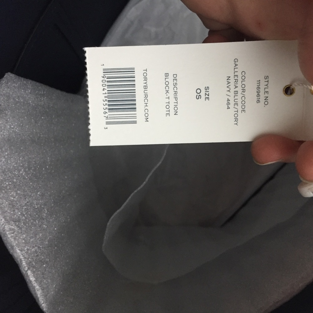 SOLD Tory Burch Block T Tote w/ Pouch - Picture 5 of 7
