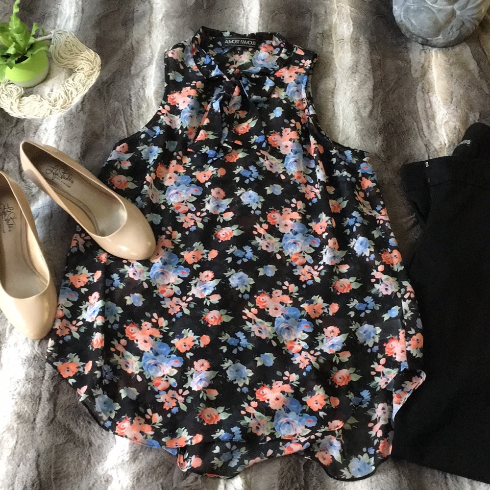 Floral Almost Famous Blouse