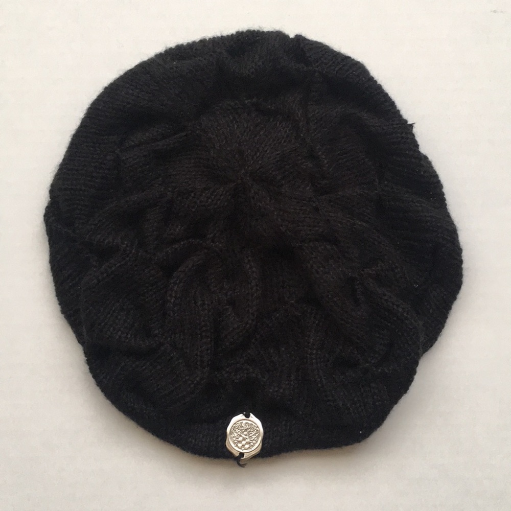 Vince Camuto black knit hat