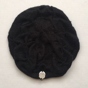 Vince Camuto black knit hat