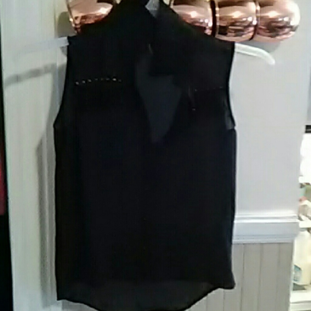 Short sleeve blouse