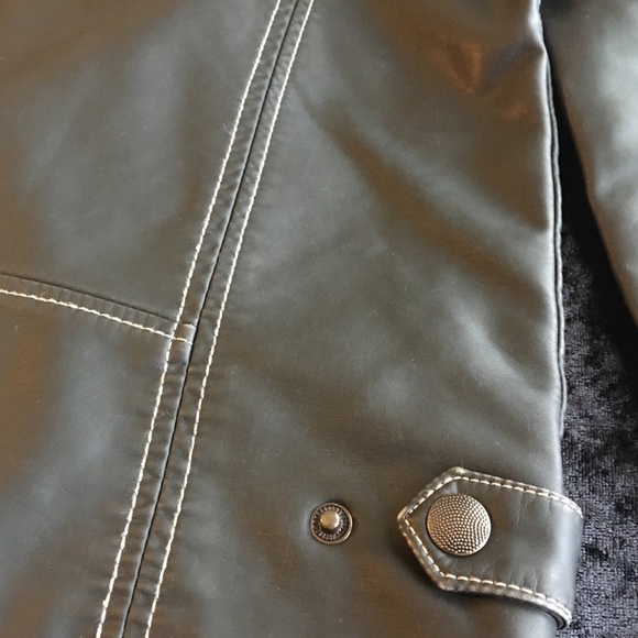 🆕Lucky Brand 🍀Faux Leather Jacket - SALE!!! - Picture 5 of 8
