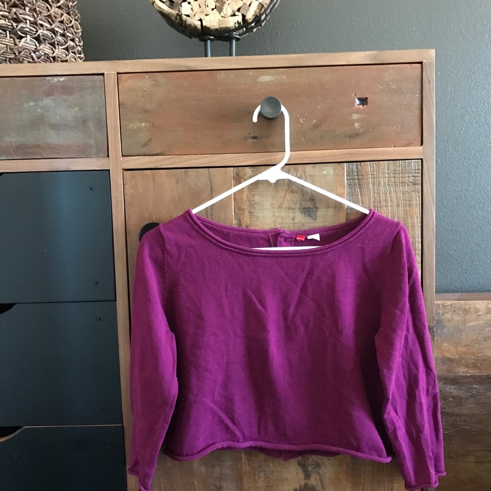 Cropped Sweater Top