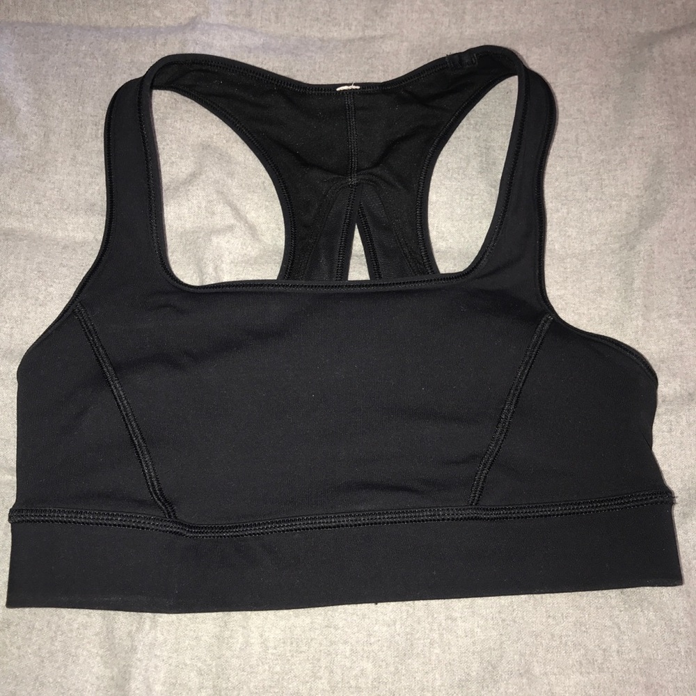 Size 6 Lululemon Run with the sun bra