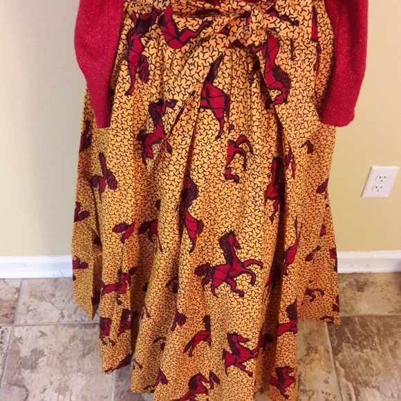 African Maxi Skirt with horse motif - Picture 3 of 6