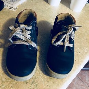 Kids Eddie Bauer size 10 boots