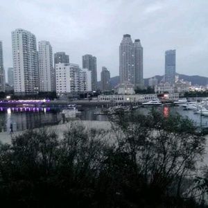 Meet your Posher, Robinson