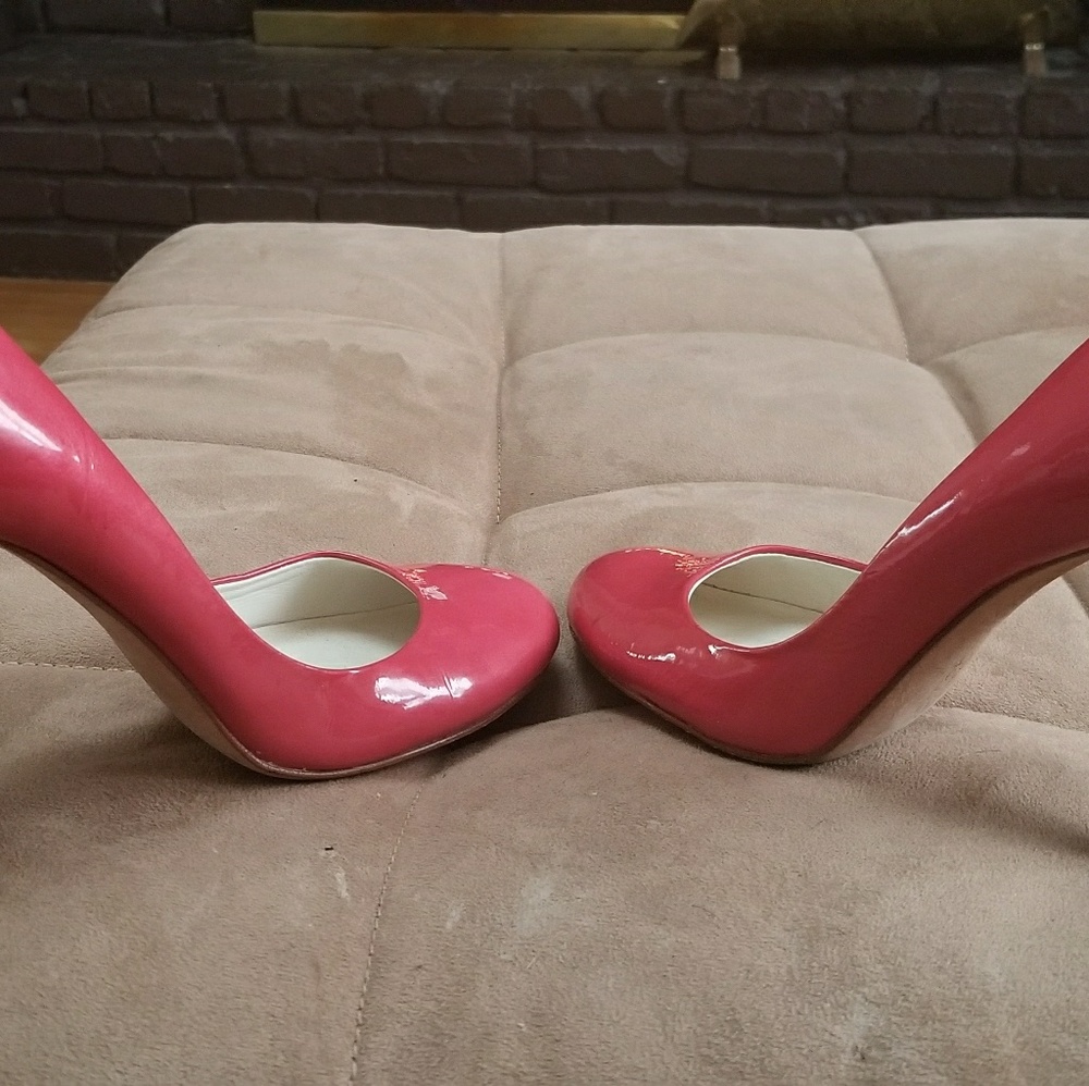 Shoes - Picture 3 of 3