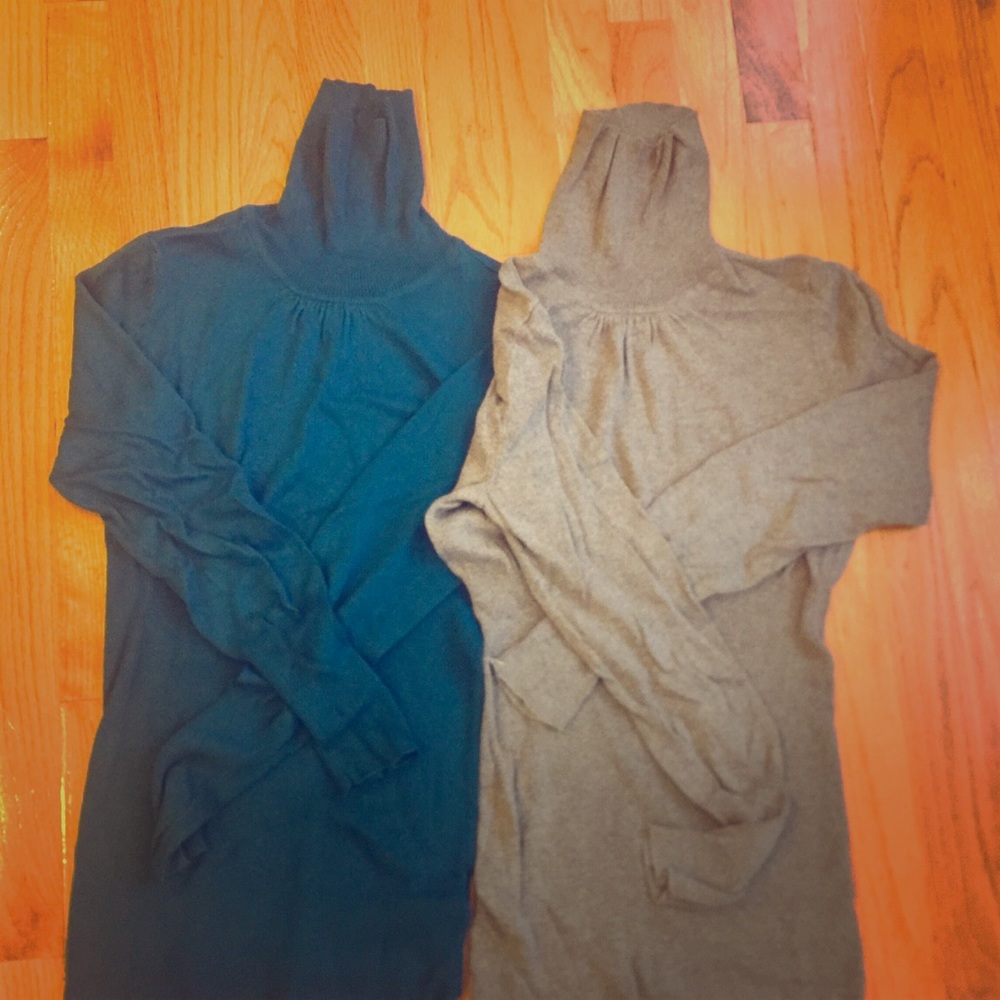 2 maternity sweaters