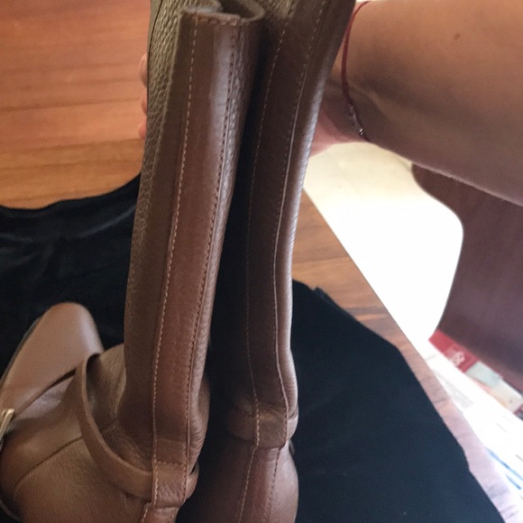 Authentic Prada boots - Picture 5 of 6