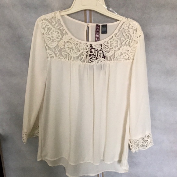 🐼✨womens blouse size M - Picture 1 of 3