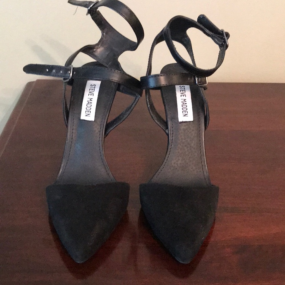 Steve Madden black suede heels