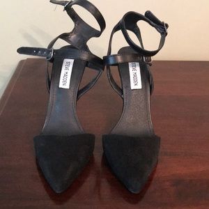 Steve Madden black suede heels