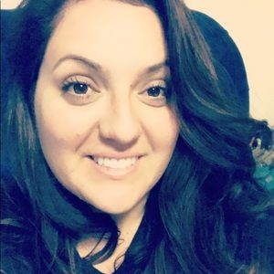 Meet your Posher, Alessandra