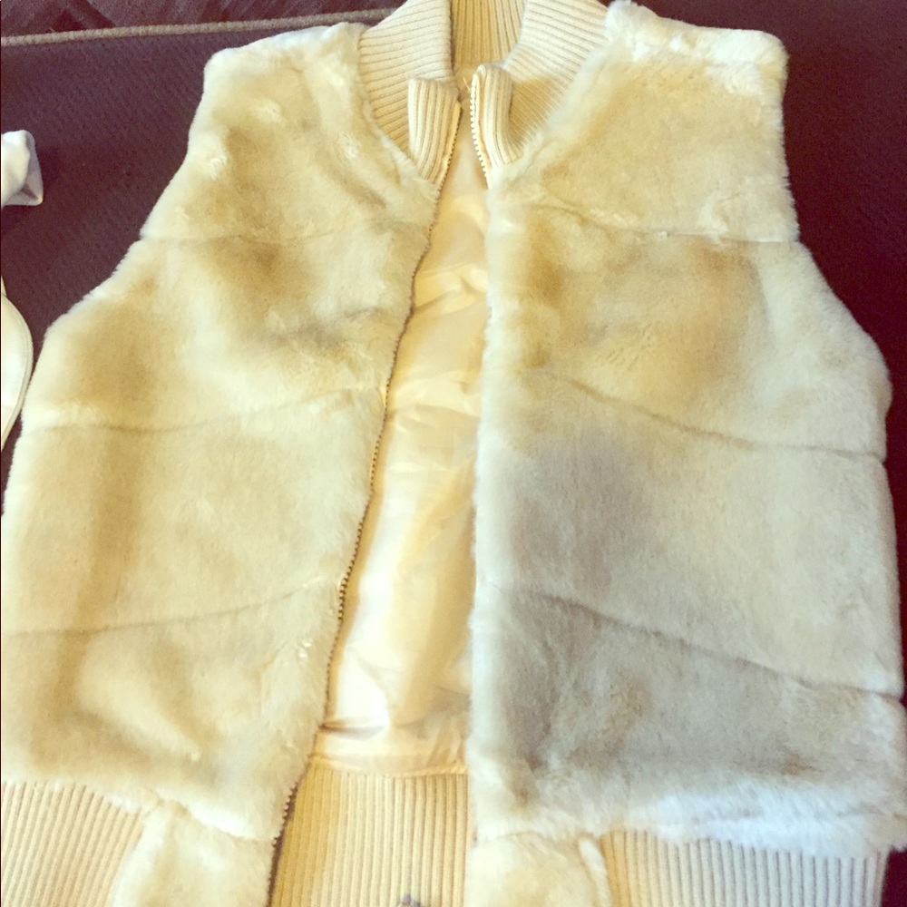 NWOT girls fury vest