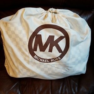 Michael kors tote bag