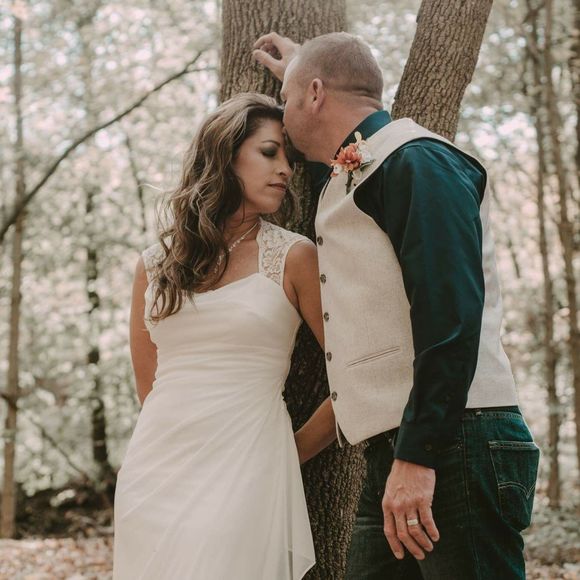 Meet your Posher, Trish - Picture 1 of 1