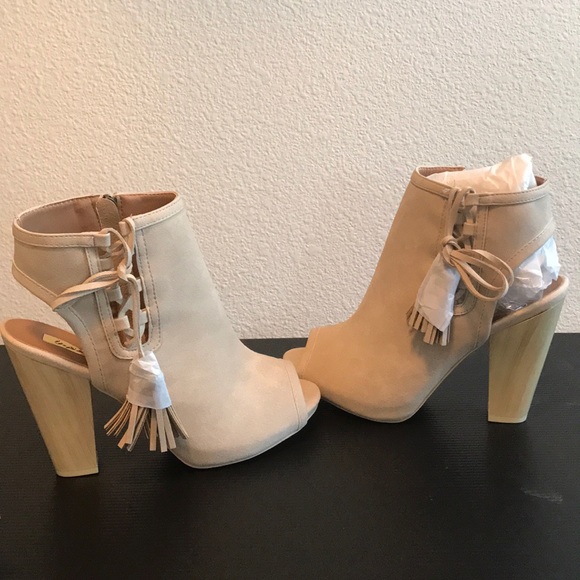 Shoes - Stone tassel cutout lace bootie