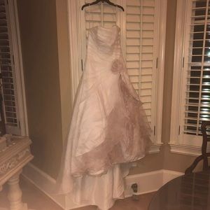 Your dream wedding dress