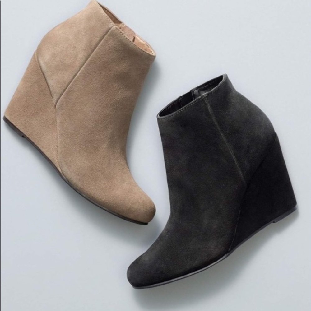 New Dolce Vita Garim Wedge Suede Booties