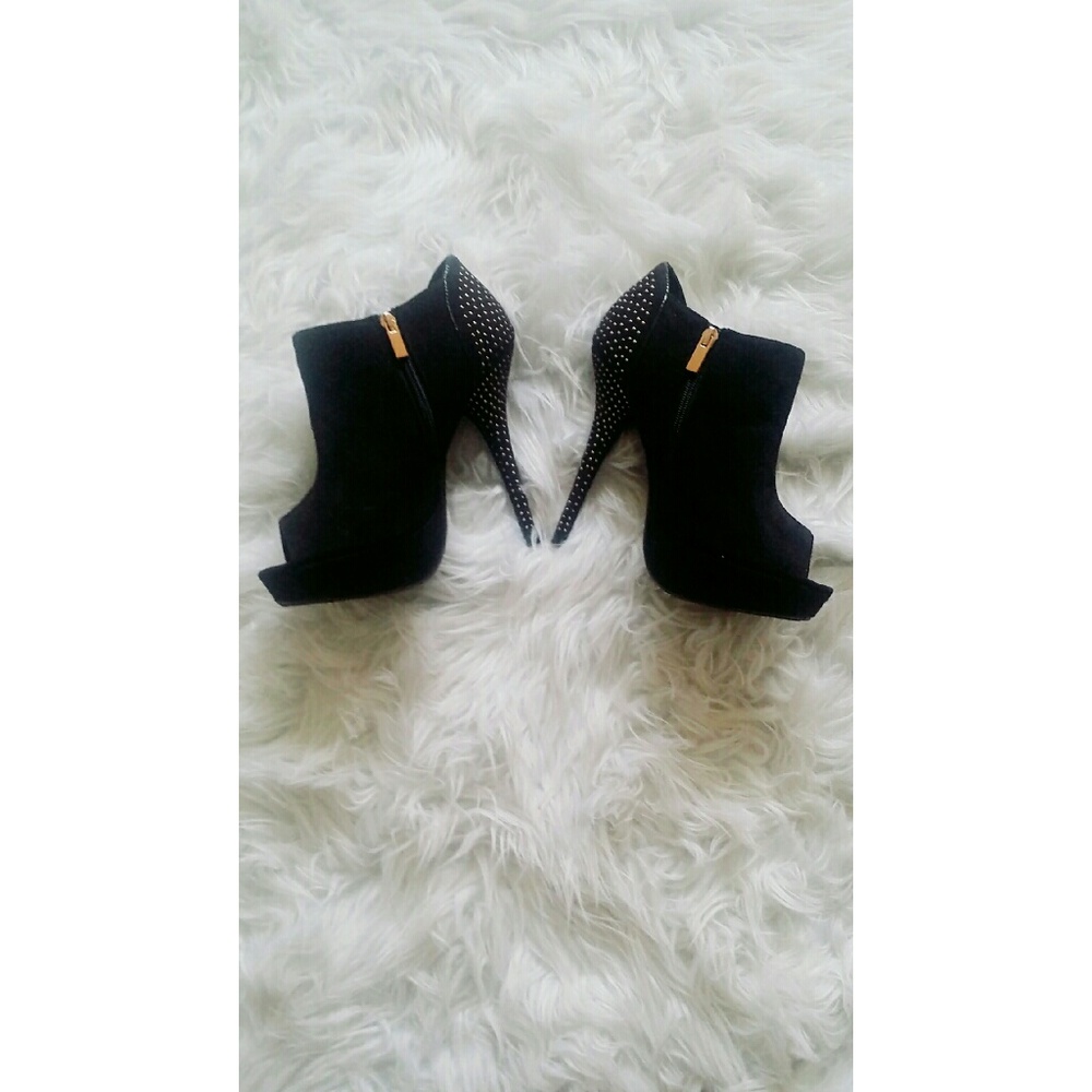 Perfect date night shoes.