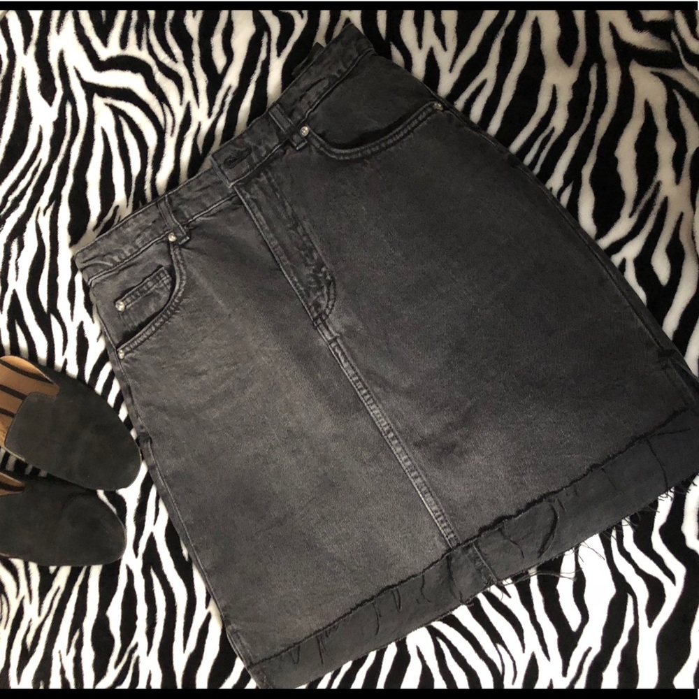 H&M | Black Denim Skirt | NWOT