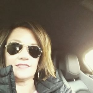 Meet your Posher, Bobbie