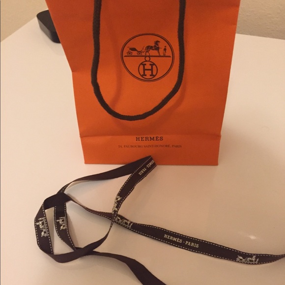 Hermes shopping bag - Picture 2 of 2