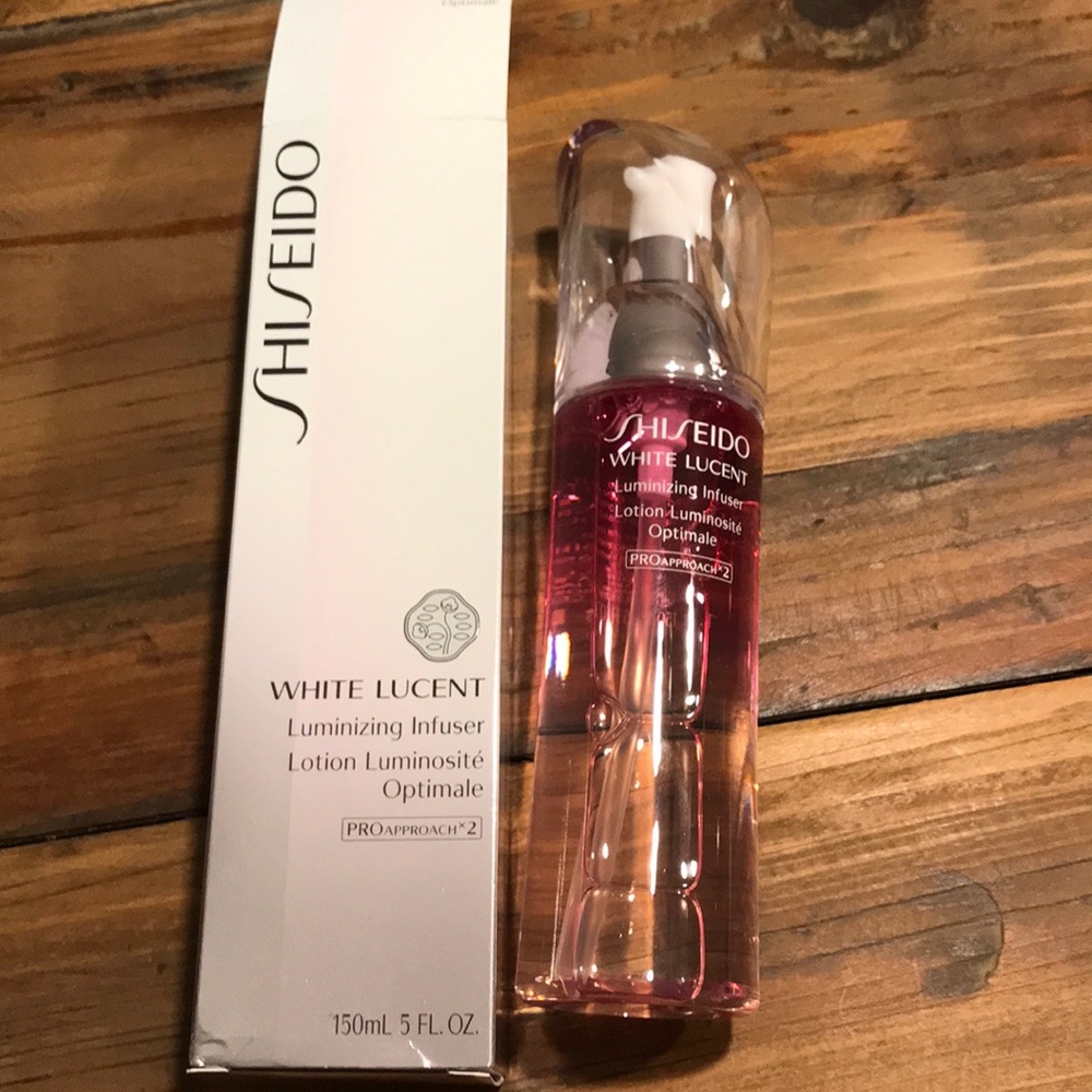 Shiseido Luminizing Infuser lotion
