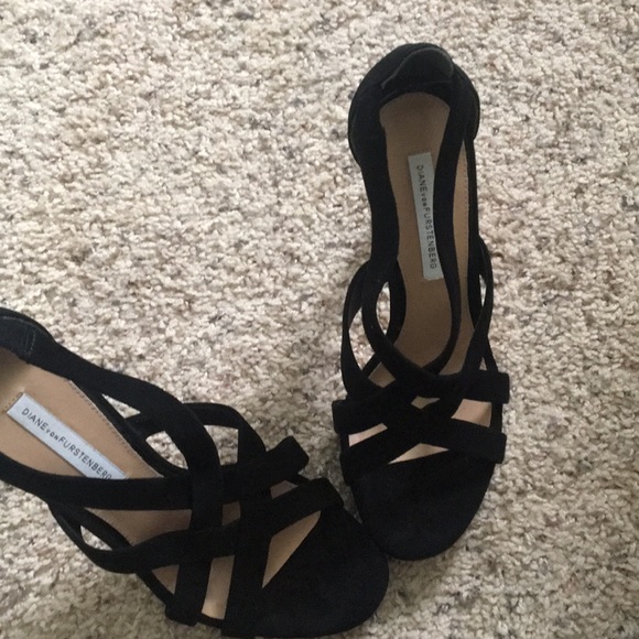 Diane von Furstenberg heels in black suede - Picture 4 of 4
