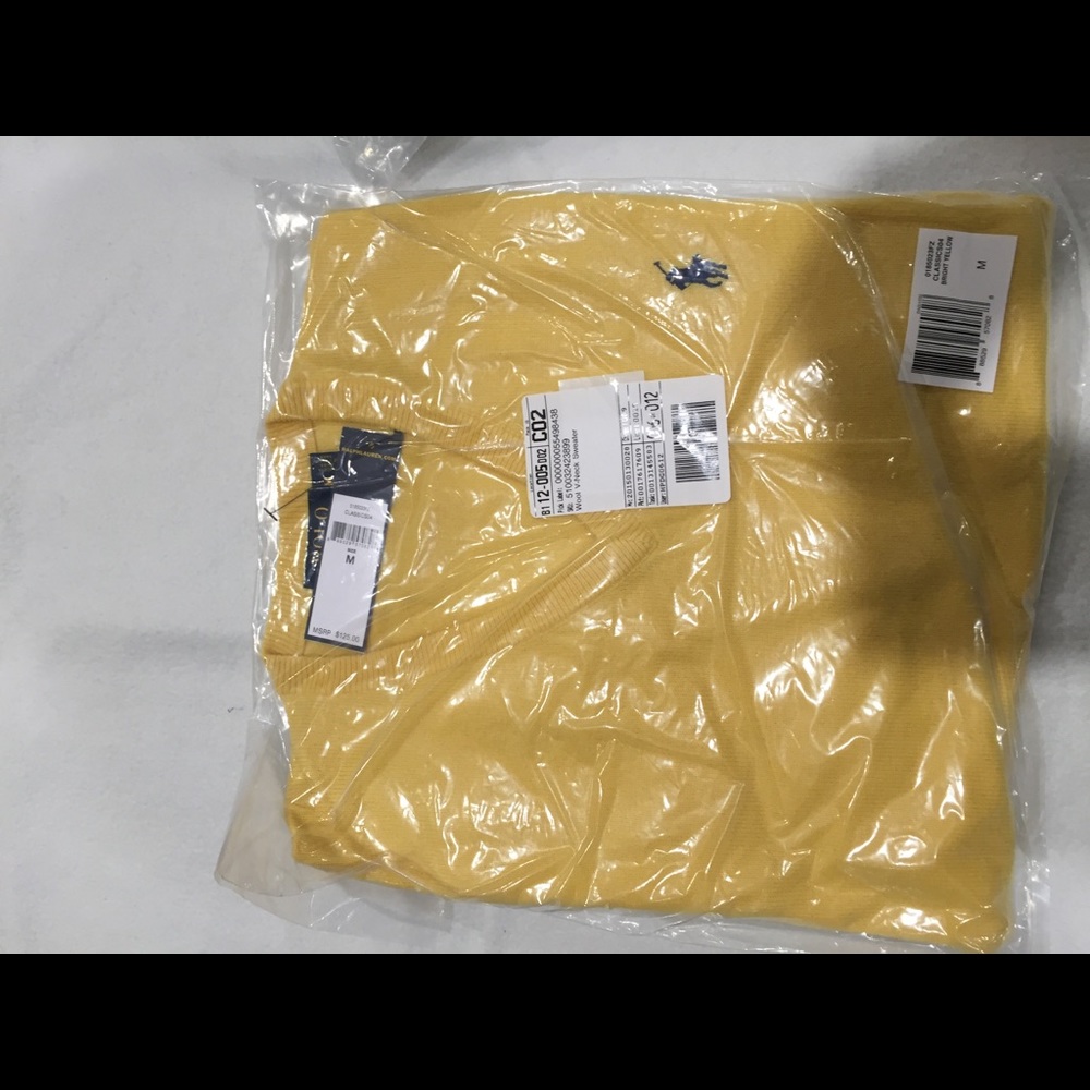 Men’s. polo sweater