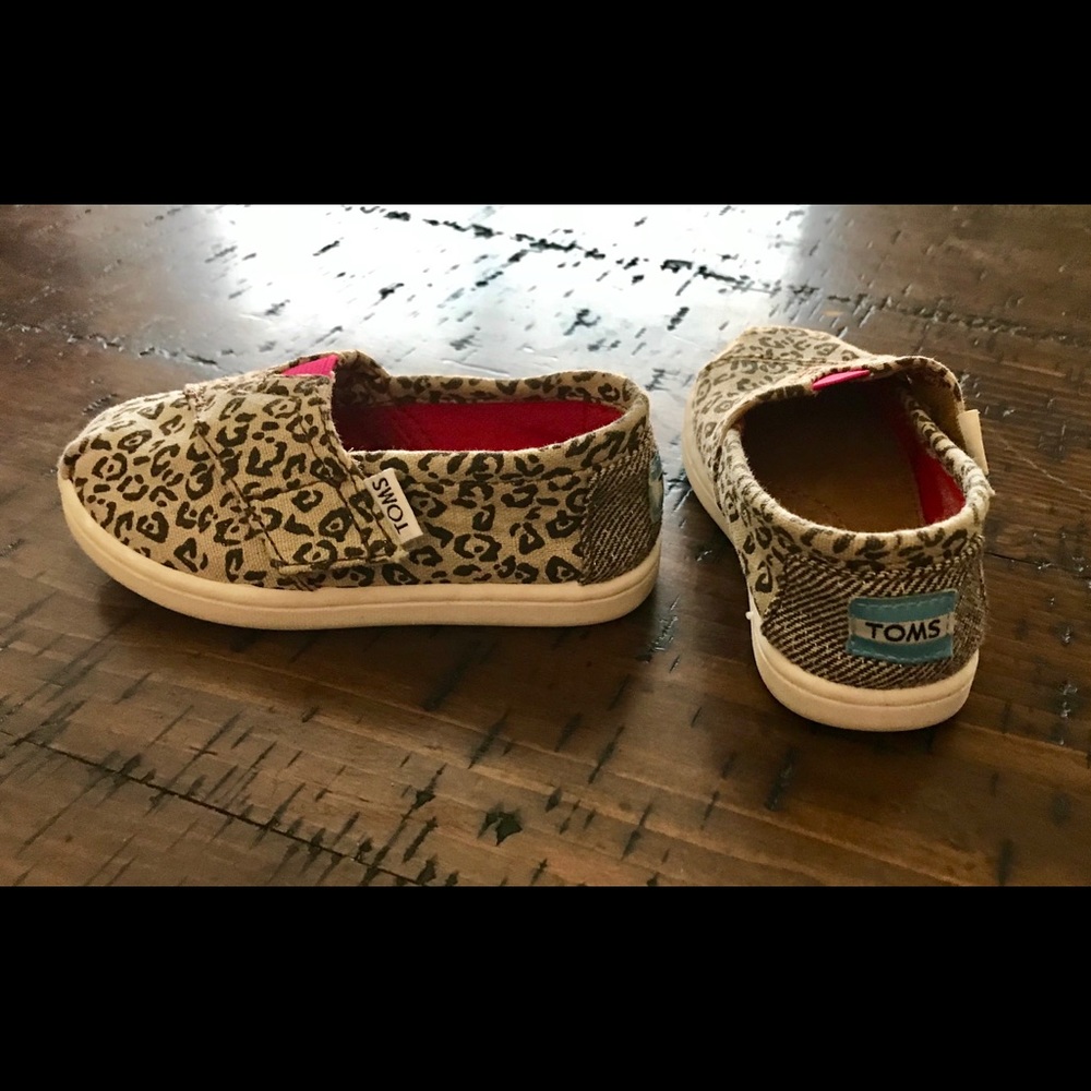 Tiny TOMS